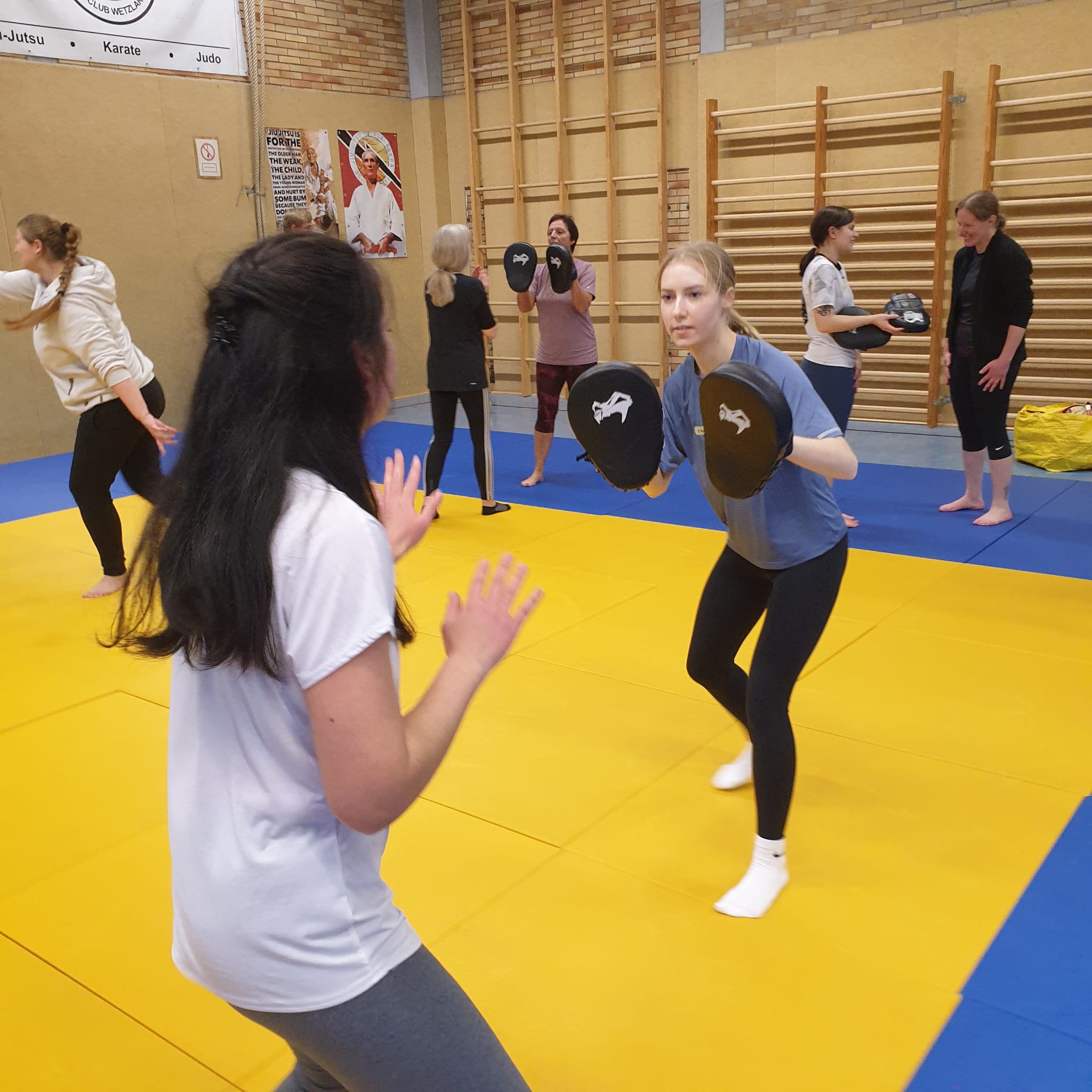 08dd8f2a-7871-40c7-b10c-e29f4b6c3231